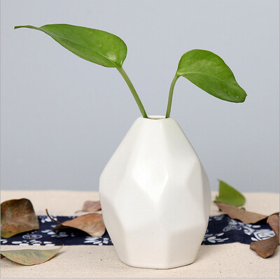 

Ceramic vase handicraft multi faceted flower&flower implement office furniture table top decoration ceramic bottle