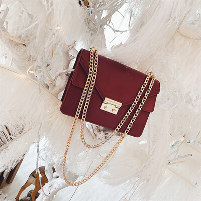 

Qiao Bani 2019 spring new Korean ins fashion street shoot trend chain flip bag shoulder diagonal female bag