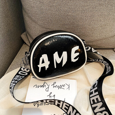 

New Korean sports fashion letter printing broadband small bag shoulder slung handbags fashion sports wild