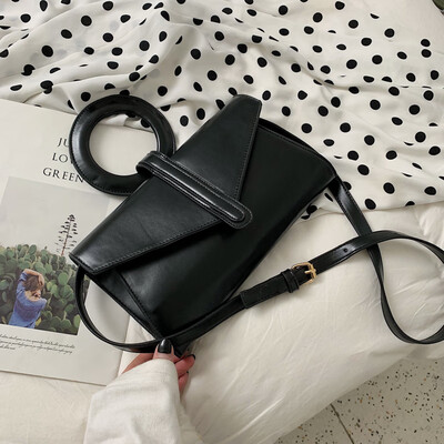

Advanced sense bag foreign air female bag 2019 summer new wave Korean version of the wild Messenger bag fashion French minority bag