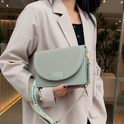 

Senior sense French niche bag female 2019 new fashion ocean shoulder bag scrub sandy wild wideband Messenger bag