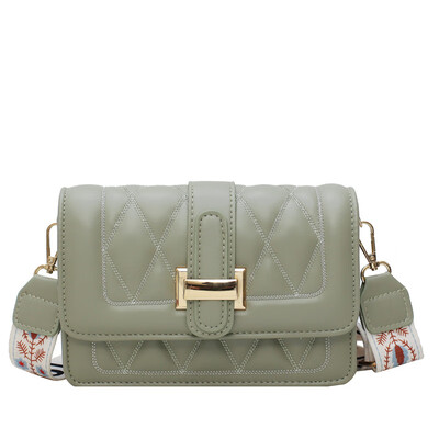 

Summer bag female 2019 Europe&the new letter pu slung shoulder ladies bag wild snake head chain small square bag