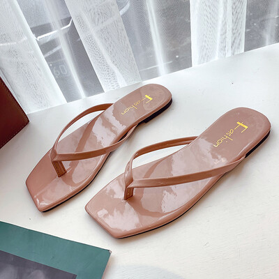 

Herringbone slippers women wear 2019 new summer Joker Korean version of semi-flat non-slip beach toe net red sandals
