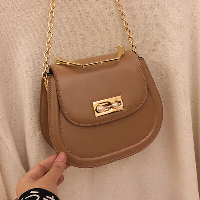 

Small bag women 2019 spring&summer new Korean version of Joker fashion simple lock trend fashion saddle bag
