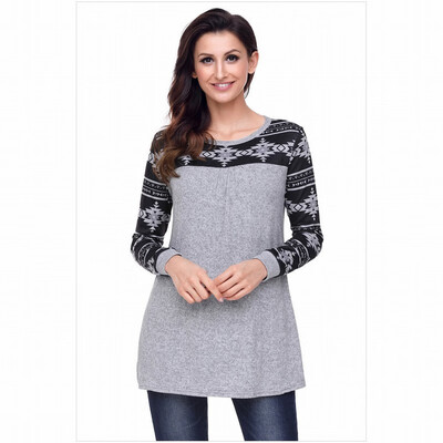 

Two-tone stitching round neck long-sleeved snowflake print casual top