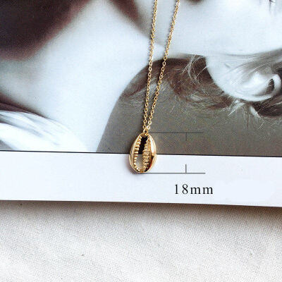 

IF ME 2019 New Fashoin Gold Color Cowire Shell Conch Chain Necklace Pendant For Women Vintage Minimalist Starfish Summer Jewelry