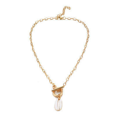 

Trendy Gold Color Conch Shell Necklaces for Women Seashell Shape Pendant Simple Seashell Ocean Beach Jewelry