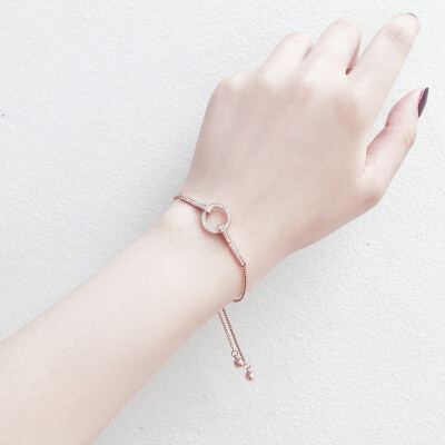 

Exquisite design bracelet simple decorative bracelet