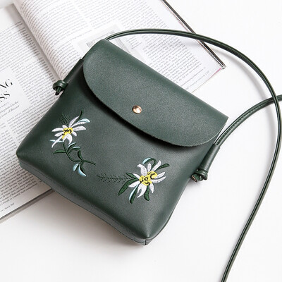 

2017 Brand female crossbody bag casual shoulder bags women small messenger bags ladies retro design handbags with Embroidery