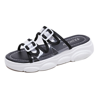 

Bear slippers woman Xia Han version 100 transparent word slippers flat out to wear anti-skid fashion slippers