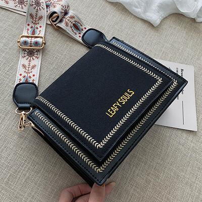 

French minority bag girl 2019 spring&summer new fashion single shoulder bag texture oblique carry small square bag