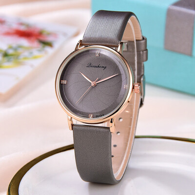 

Hot Women Romantic Sea Thread plane Dial Wristwatch Simple Leather Strap Designer Ladies Clock Fashion Gfit Zegarki Damskie50
