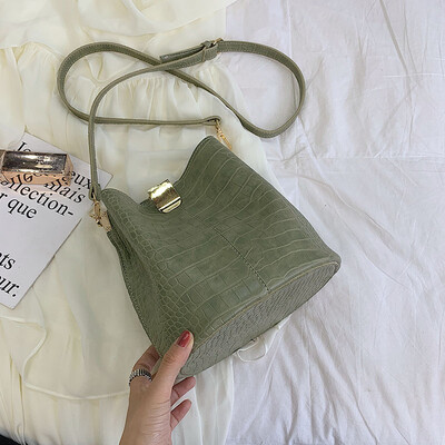 

Textured splicing small bag high-level feeling womens bag new 2019 fashionable&fashionable bucket bag single-shoulder obl