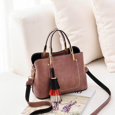 

On the new shoulder bag female Korean version of slung bucket bag personality fashion handbag Joker bag female tide