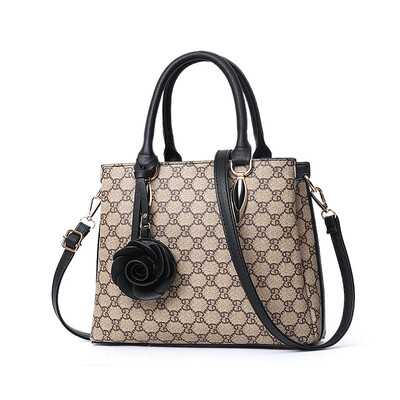 

2019 spring European&American fashion new ladies big bag large capacity simple shoulder bag handbag