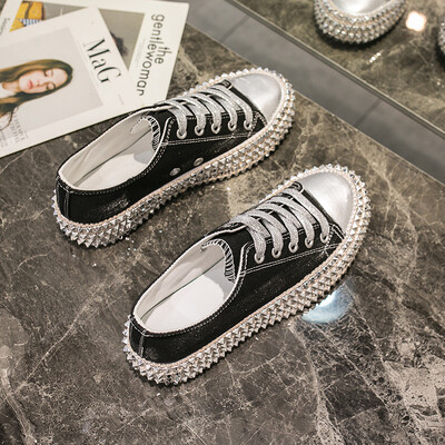 

Black high canvas shoes women 2019 autumn new Leopard rhinestone flat Korean personality rivet shoes Joker
