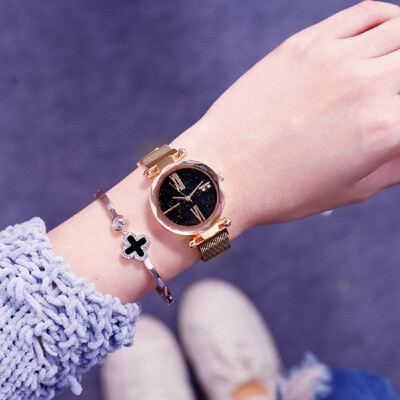 

Women Fashion Brilliant Starry Night Dial Watch Lady Simple Exquisite Quartz Wrist Watch