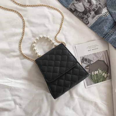 

Casual wild pearl handbag 2019 new simple small bag female fashion rhombic chain shoulder Messenger bag