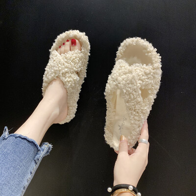 

Lamb Mao Mao slippers women 2019 summer&autumn wear small fresh flat net red drag social slippers tide