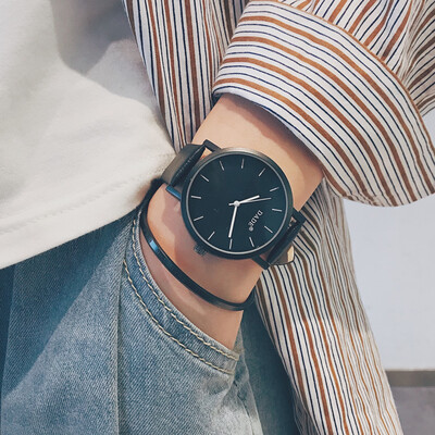 

Korean version of male studentsindividuality of INS watches