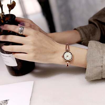 

Bracelet tide Korean style simple chic fashion temperament quartz watch retro art ins small dial bracelet watch female