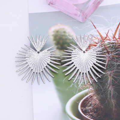

European & American Exaggerated Round Coin Drop Earring for Women Pendientes Vintage Geometric Metal Large Earrings Jewelry Gift