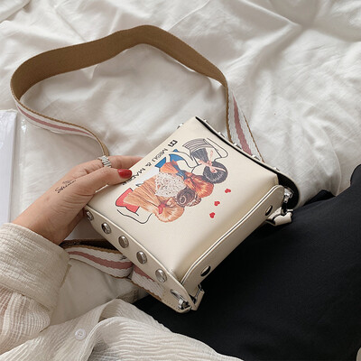 

Ins super fire net red packet wild gas Sen shoulder bag handbag 2019 new fashion girl Messenger bag