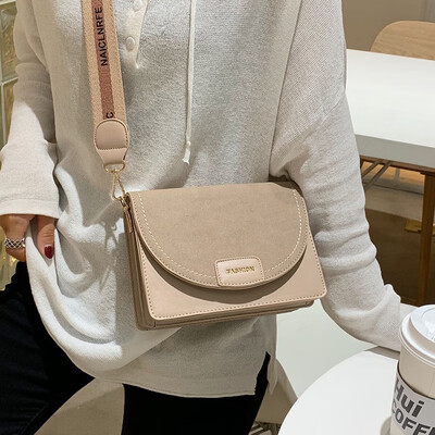 

Senior sense French niche bag female 2019 new fashion ocean shoulder bag scrub sandy wild wideband Messenger bag