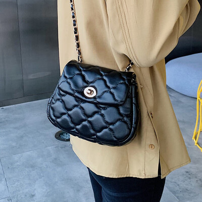 

New small bag temperament rhombic chain bag handbags new 2019 small incense winds ins super fire shoulder Messenger bag