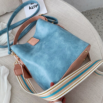 

Womens bag2019 summer new Korean broadband single-shoulder bag fashion retro-portable hand-held hand-held water-bucket bag