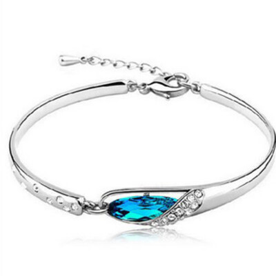 

Fashionable Women\s Austrian Crystal Bracelet