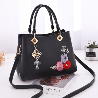 

Womens bag new tide bag female Korean version of the large-capacity fashion handbags Messenger shoulder bag