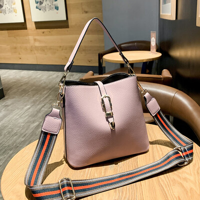 

Shangxin Xiaoxia Chao Baitao single-shoulder lock Bucket Bag Fashion inclined Lady Bag Handbag