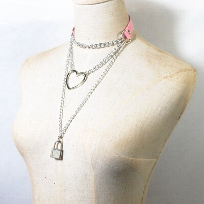 

Gothic Lock Chain Necklace Multilayer Punk Choker Collar Goth Pendant Necklace Women Black Leather Jewelry 2019