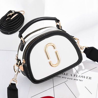 

Summer casual girl Korean fashion red Joker Messenger bag female student ins shoulder