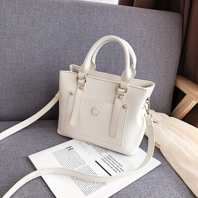 

Advanced sense bag foreign style simple texture Messenger bag female wild ins new 2019 fashion shoulder small square bag
