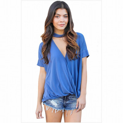 

High-neck short-sleeved V-shaped cutout loose top casual T-shirt