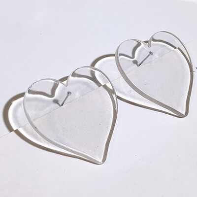 

Newest Fashion Acrylic Earring Cute Heart Shaped Stud Earring for Women Style