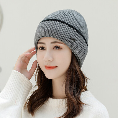 

Fall&Winter 2009 New Hat for Men&Women Couple Warm Knitted Hat