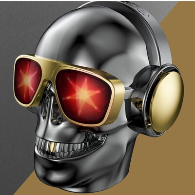 

Wireless bluetooth speaker desktop light audio FM radio aux U disk player MP3 Skull artwork mobile phone call horn ghost head