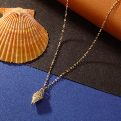 

New Design Fashion Starfish Shell Pendant Necklaces For Women Vintage Alloy Cowrie Shell Choker Bohemian Necklace Ocean Jewelry