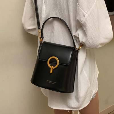 

Advanced sense bag foreign air female bag new 2019 Korean version of the Messenger bag female wild ins texture portable bucket bag