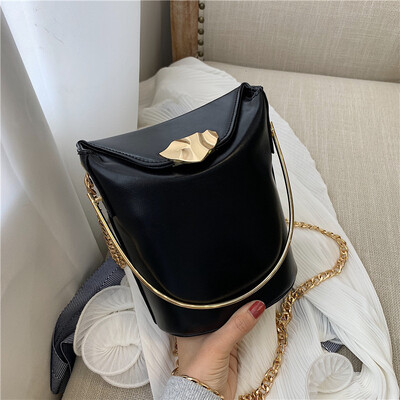 

Small Cute Bucket Women Handbag 2019 New Yellow Messenger Bag Metal Handle Tote Bag Famous Brand Designer Crossbody Shoulder Bag