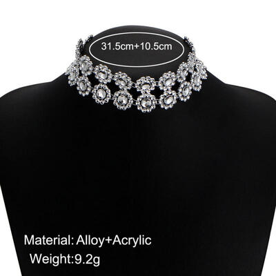 

2018 new short necklace jewelry personalized wild multi-element necklace multi-layer concave necklace jewelry