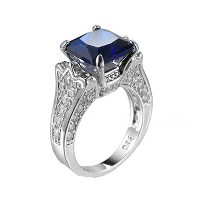 

2019 Popular Women New Fashion Rhinestone Inlaid Ring Elegant&Luxury Crystal Ring
