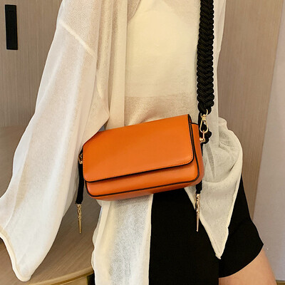 

Net red small bag female bag new 2019 tide Korean version of the wild Messenger bag fashion texture shoulder personality small square bag