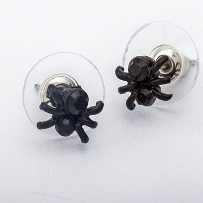 

Fashion Women And Men Cute Earring Black Tiny Stud Spider Lovely Cuff Earrings For Lady Girl Color Black