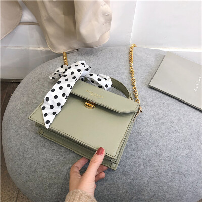 

New small bag female 2019 new wave Korean version of the wild Messenger bag chain shoulder bag wave point scarf handbag