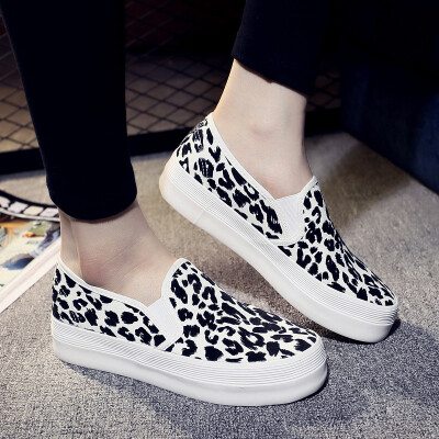 

New Leopard canvas womens shoes in spring 2019-a lazy student shoes thick soled shoes Korean fashion shoes