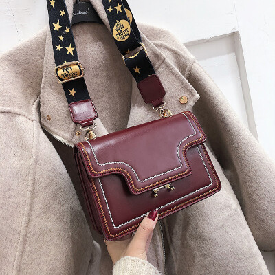 

Qiao Bani 2019 new Korean chic fashion embroidery line hit color ribbon wild small square bag shoulder diagonal female bag